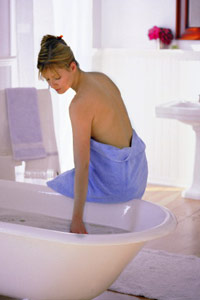 Капиллярные скипидарные ванны с Живичными тониками Доктор Мазур - высокоэффективное и безвредное лечение гинекологических болезней.